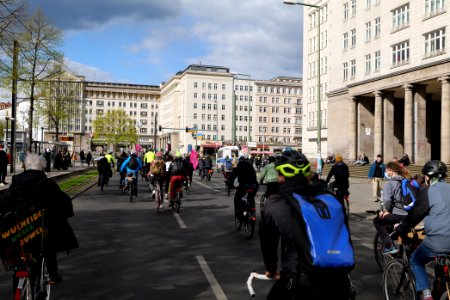 TVO stoppen bicycle demonstration back 2021-04-25 43