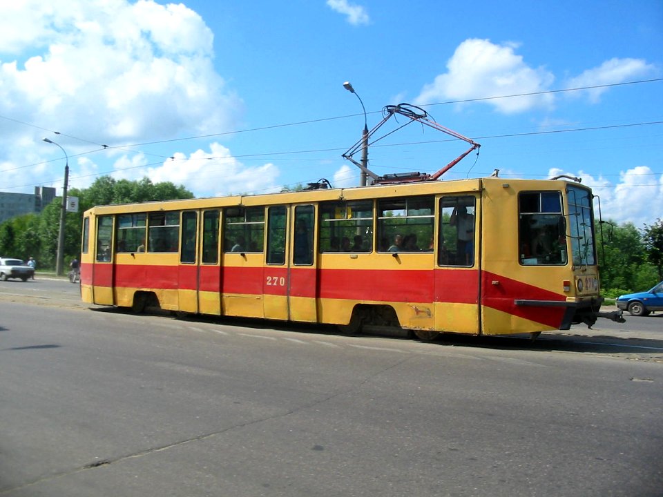 Tver tram 270 20050726 007