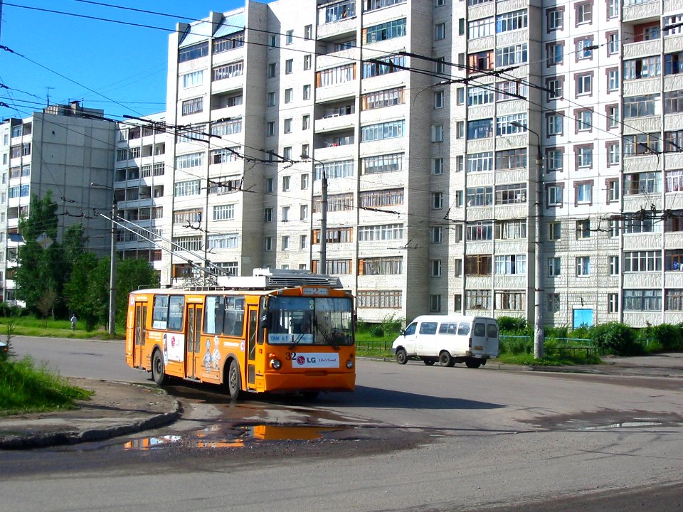 Tver trolleybus 032 20050626 130