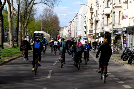TVO stoppen bicycle demonstration back 2021-04-25 42