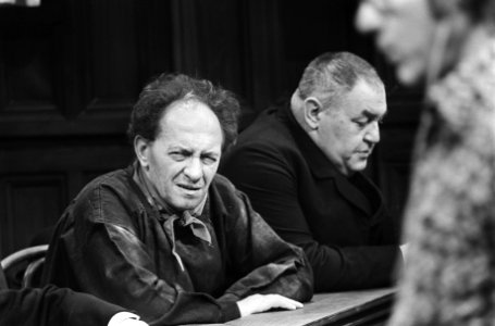 TV-opnamen Tros van stuk De zaak Brument links Sacco van der Made en Paul Me, Bestanddeelnr 928-5224