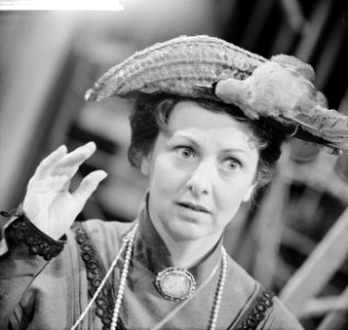TV-opera The old maid and the thief Jeanenette van Dijk, Bestanddeelnr 913-0359