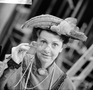 TV-opera The old maid and the thief Jeanenette van Dijk, Bestanddeelnr 913-0358