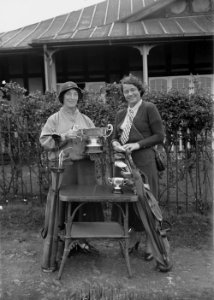 Two ladies, one holding the Llandrindod Wells Ladies Open Challenge Cup (1293532)