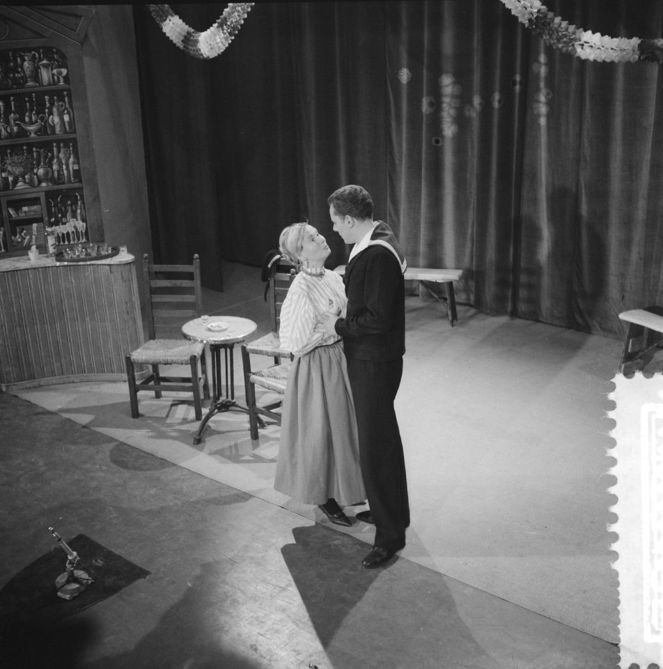 TV-opvoering van de Jantjes. Blonde Greet en de Dolle, Bestanddeelnr 912-2162