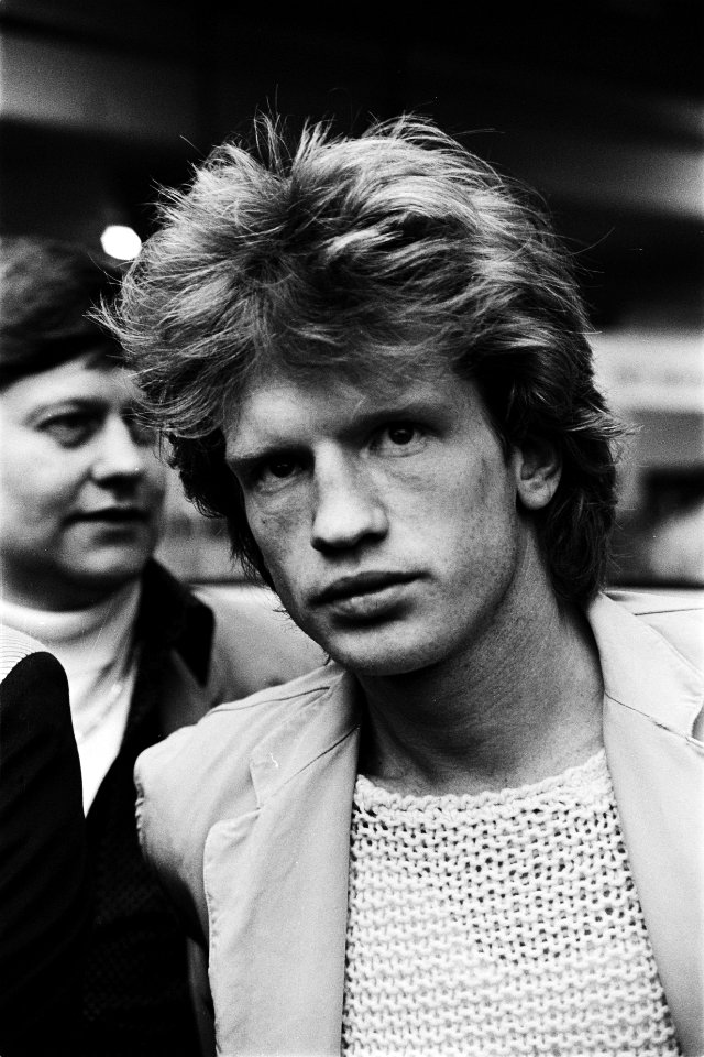 Tweewieler RAI 1980 met Pro Motor Prijs uitreiking aan filmregisseur Paul Verhoe, Bestanddeelnr 930-6876