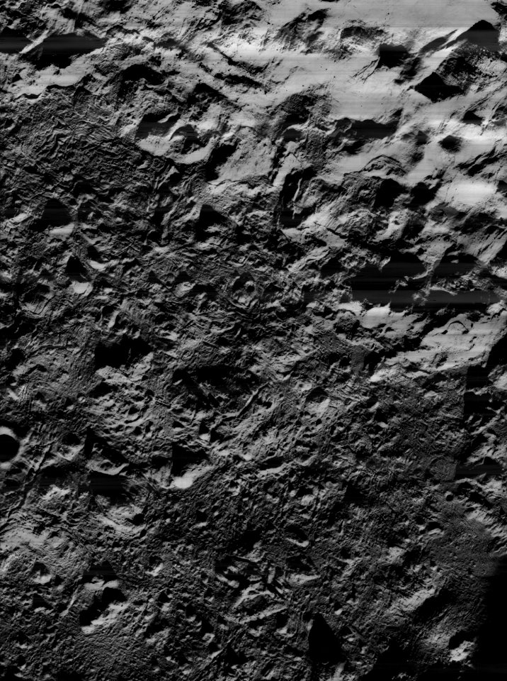 Tycho crater floor 5125 h2