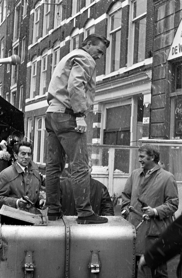 TV-opnamen in Jordaan voor de detective-serie Judasgeld van Marten Treffer de , Bestanddeelnr 922-1941