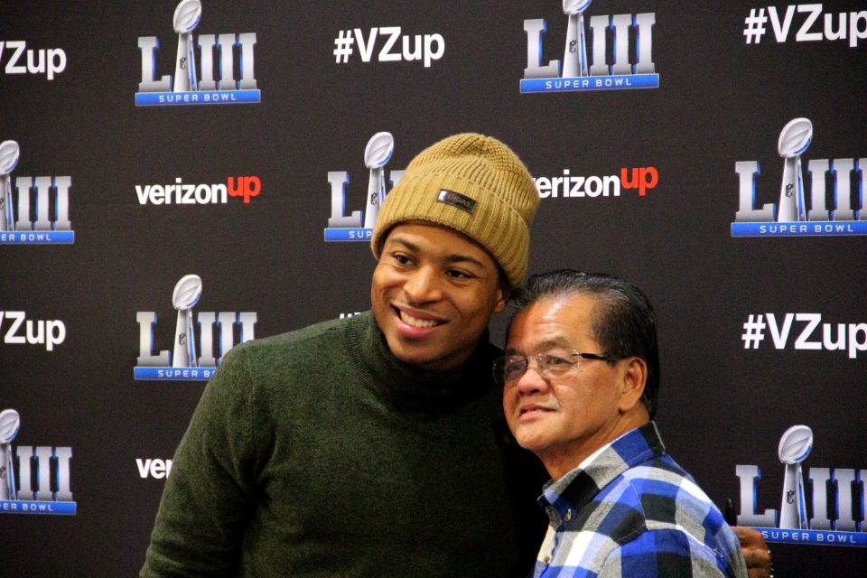 Tyler Lockett with fan, Feb 2019 1