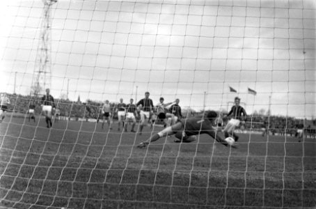 Twente tegen DWS (bekercompetitie), Bestanddeelnr 922-1859