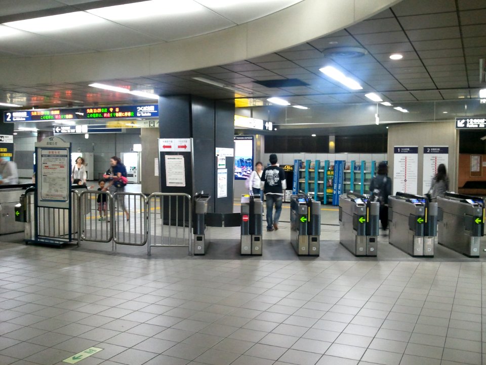 TX Minami-Nagareyama ticket gates 20121007