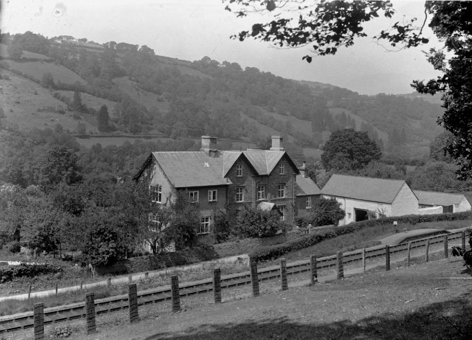 Tycelyn house (1295074)