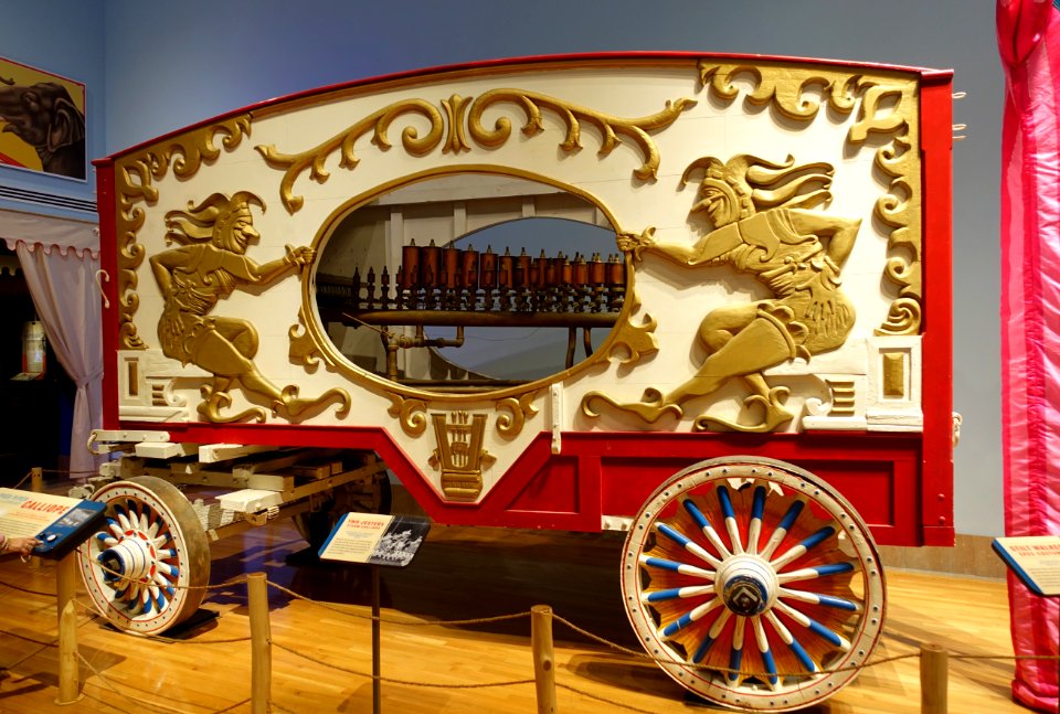 Two Jesters steam calliope, Denver, 1919-1920, wood, iron, rubber, brass - Circus Museum - John and Mable Ringling Museum of Art - Sarasota, FL - DSC00172