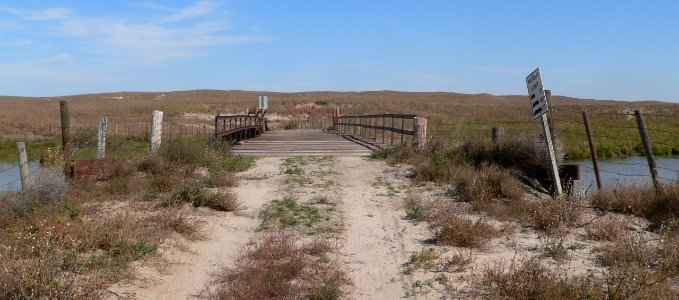 Twin Bridge (Cherry Co, NE) from S bank 4