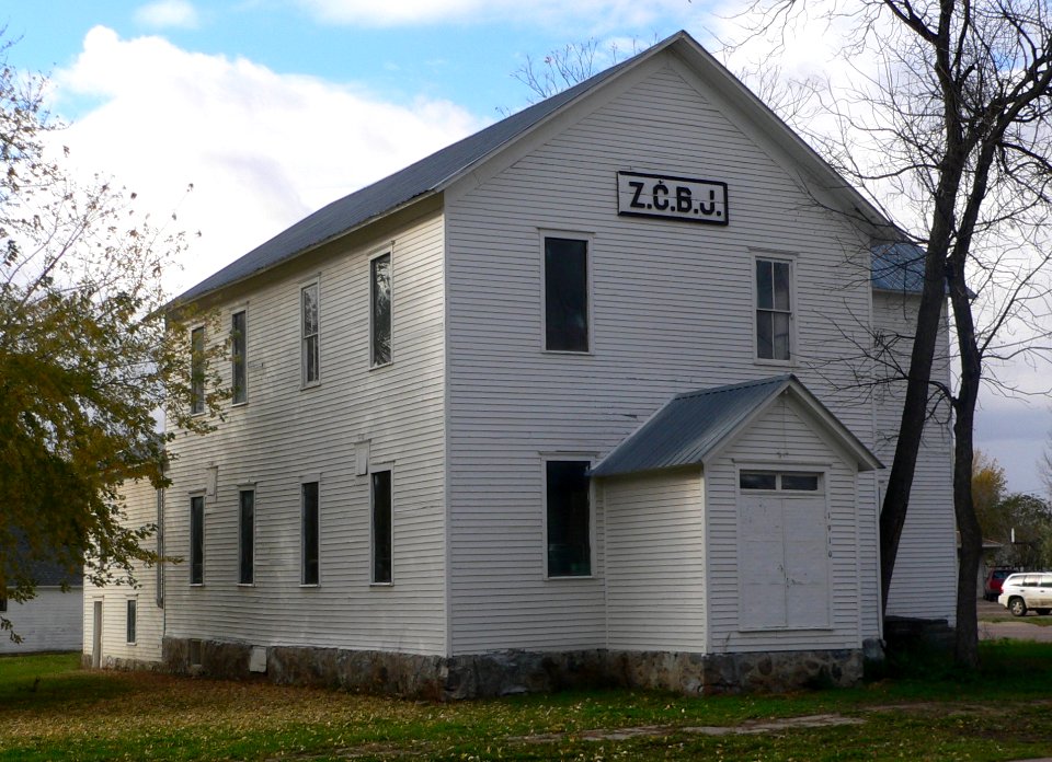 Tyndall, South Dakota ZCBJ from SE 2