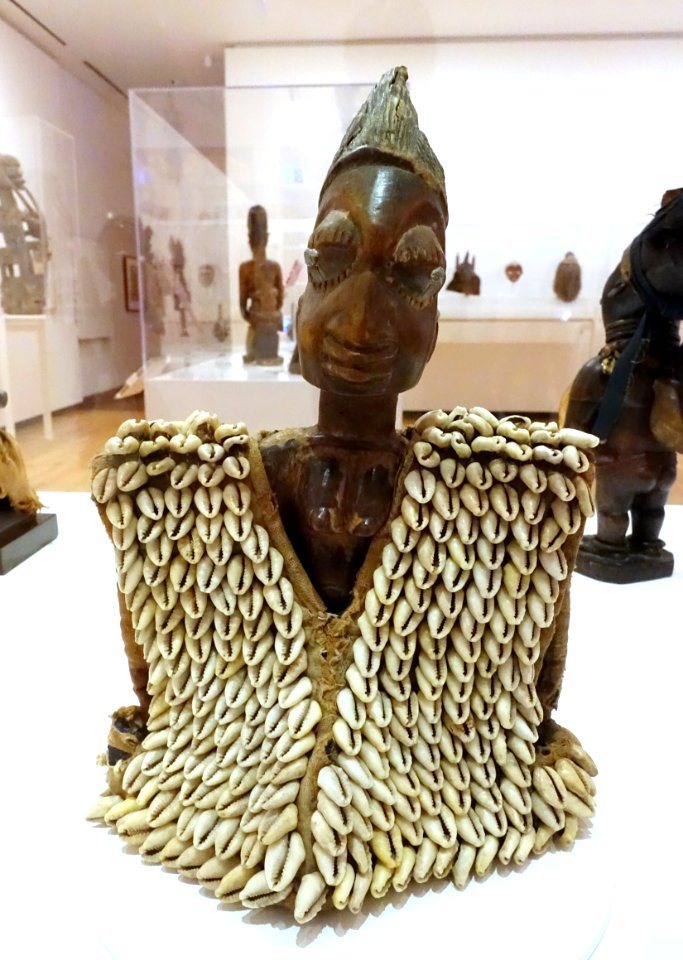 Twin figure (ere ibeji), Yoruba people, Southwestern Nigeria, early 20th century AD, wood, cowrie shells, nails, camwood powder - Krannert Art Museum, UIUC - DSC06167