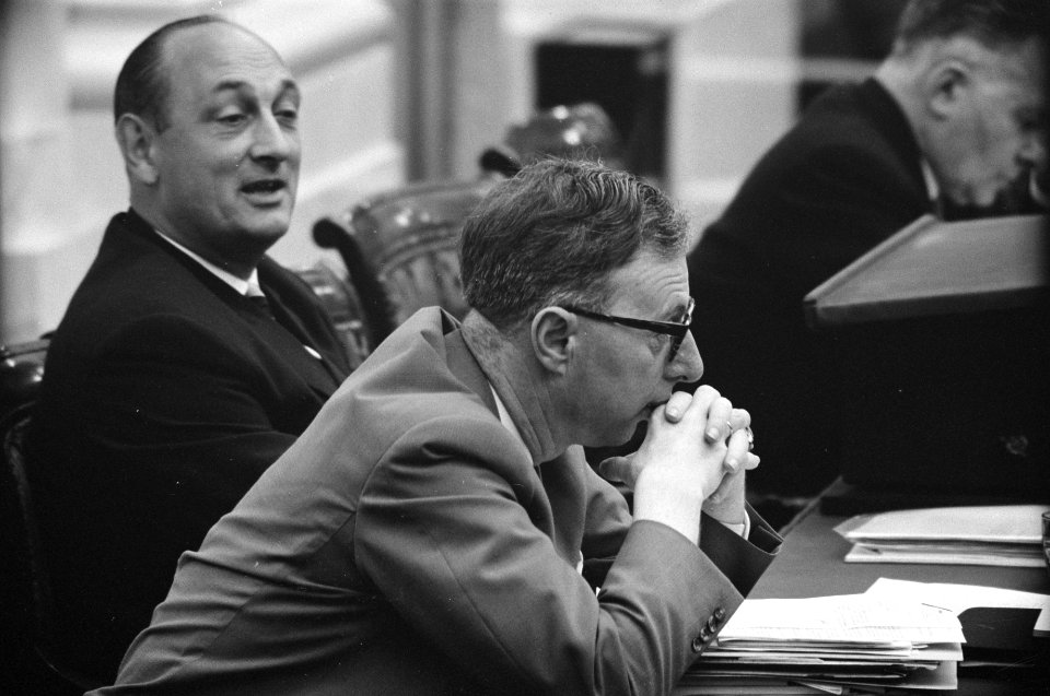 Tweede Kamer Minister Cals, Bestanddeelnr 912-7316