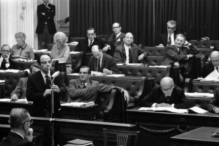 Tweede Kamer behandelt begroting van financien. , Bestanddeelnr 922-9857