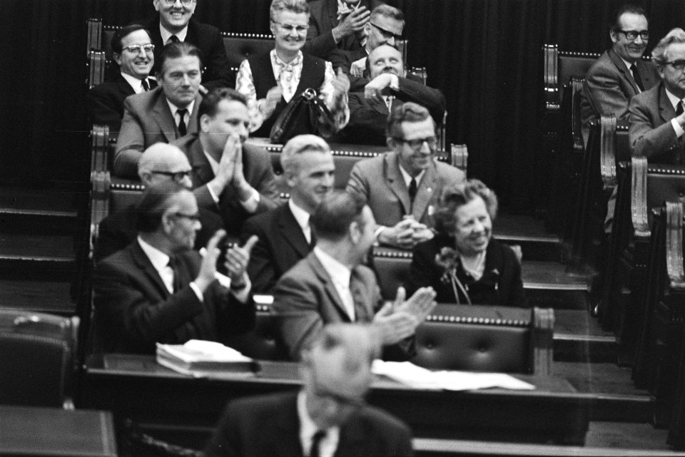 Tweede Kamer herdenking van feit dat 25 jaar geleden Staten-Generaal voor het , Bestanddeelnr 924-0169