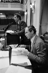 Tweede Kamer debat over Volkhuisvesting, Minister Beelaerts van Blokland en Brok, Bestanddeelnr 931-1714