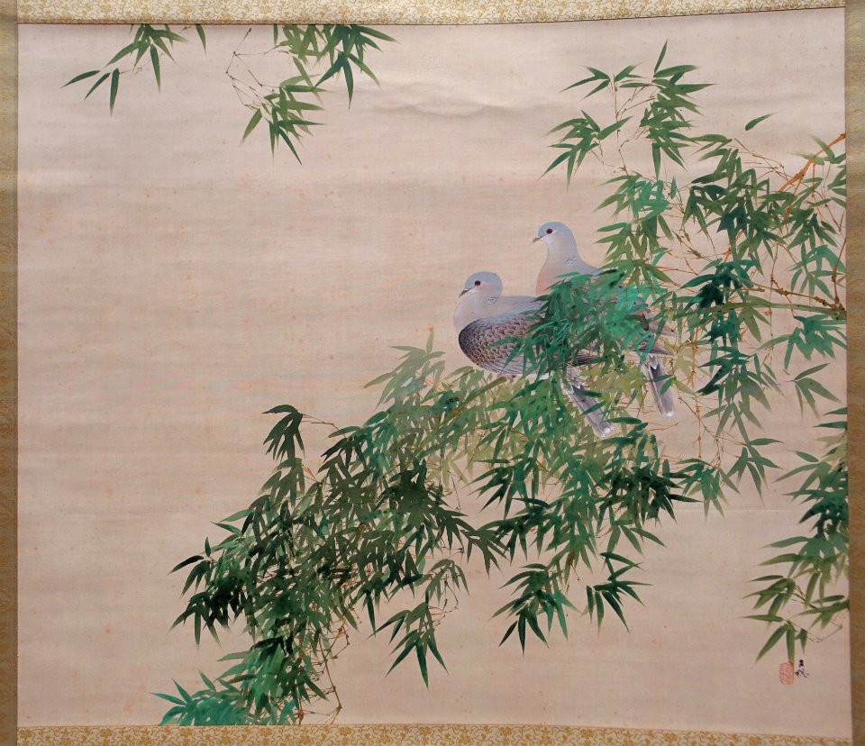 Two Doves by Hirafuku Hyakusui, dated 1931, color on silk - Tokyo National Museum - Ueno Park, Tokyo, Japan - DSC09284