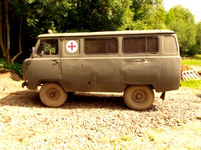 UAZ-452A pic2