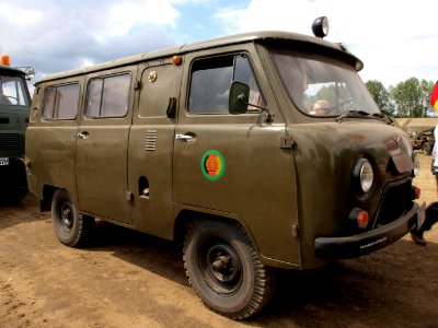 UAZ-452 Bukhanka pic3