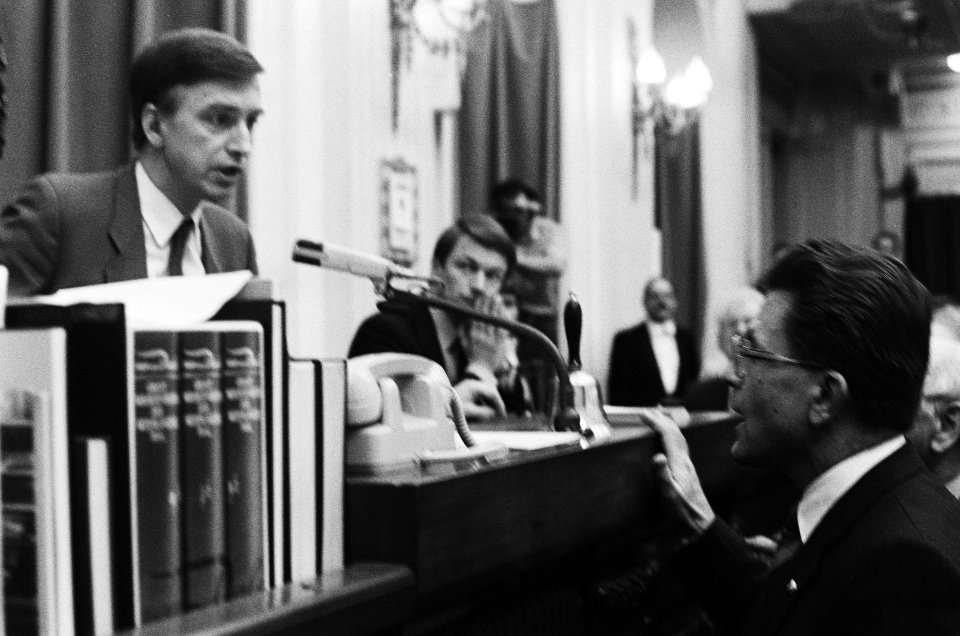 Tweede Kamer debatteert over minister-Van Aardenne naar aanleiding van RSV-rappo, Bestanddeelnr 933-1866