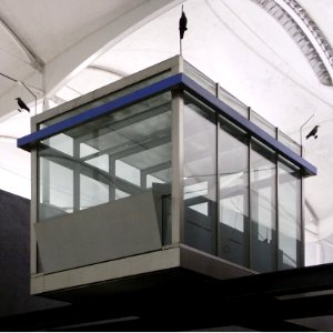 U-Bahnhof Fröttmaning, Aufsichtskanzel, 1