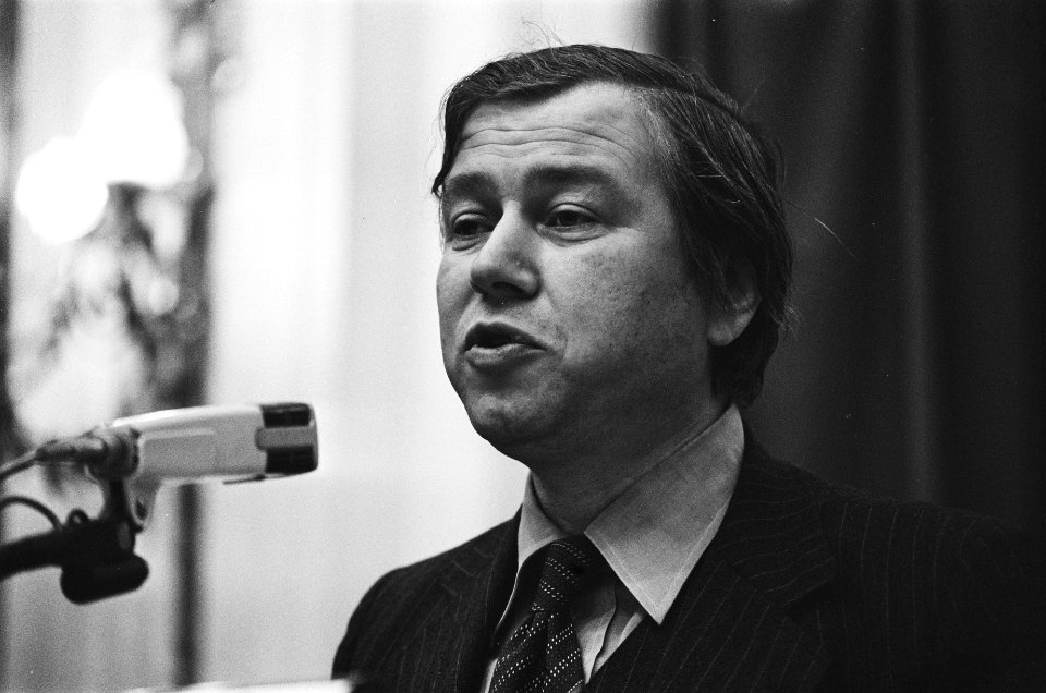 Tweede Kamer huurdebat Marcel van Dam aan het woord (kop), Bestanddeelnr 929-5563