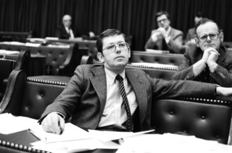 Tweede Kamer debat over ultracentrifugeproject Van Houwelingen CDA, Bestanddeelnr 929-5455
