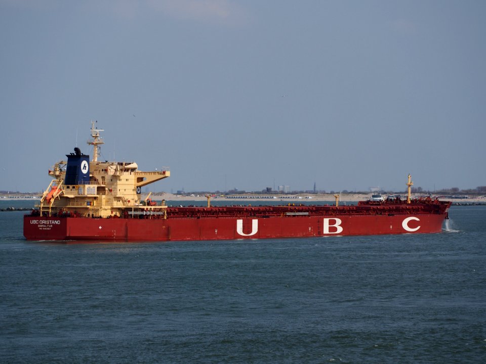 UBC Oristano - IMO 9463657, Port of Rotterdam, pic8