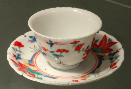 Two Cups and Saucers - Cup and Saucer, c. 1675, Arita, hard-paste porcelain with overglaze enamels - Gardiner Museum, Toronto - DSC00392