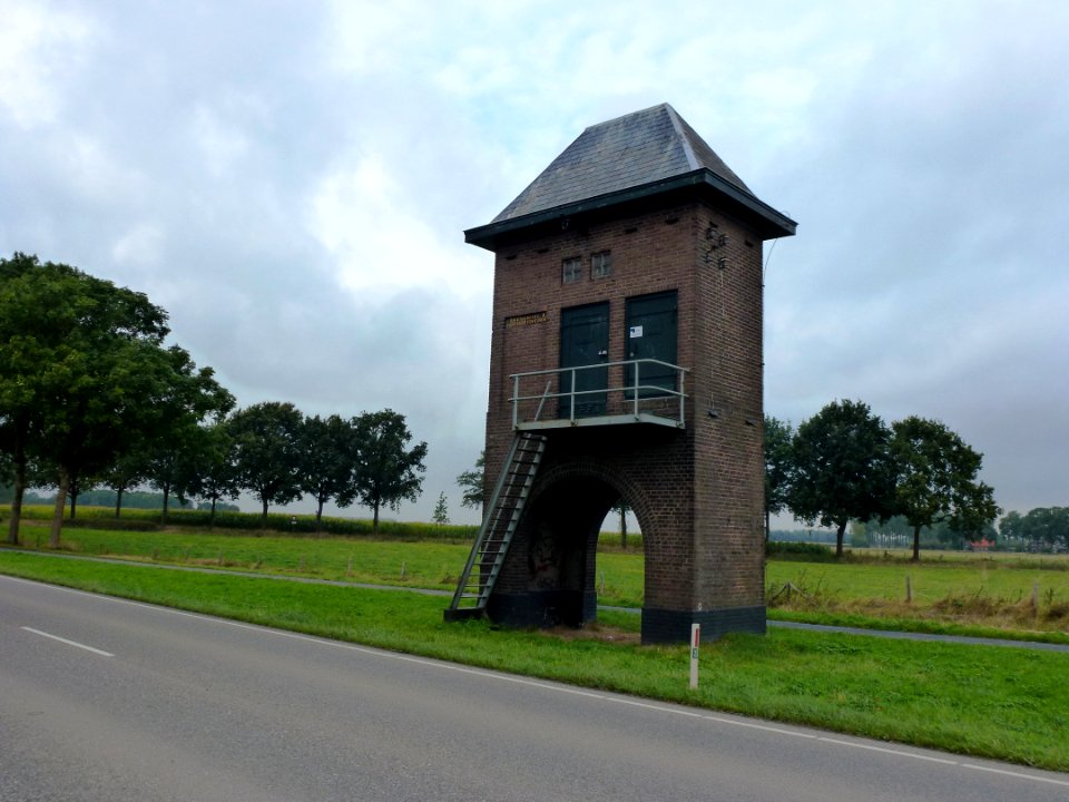 Ubbergen Rijksmonument 522018 Persingen trafohuisje (1)