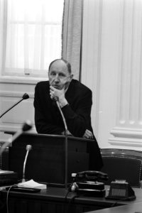 Tweede Kamer debatten over regeringshouding t.o.v. Amerikaanse inval in Cambod, Bestanddeelnr 923-5207
