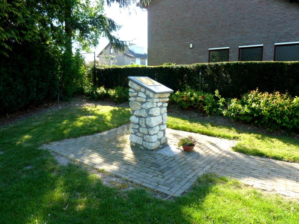 Ubachsberg-Herdenkingsmonument (1)