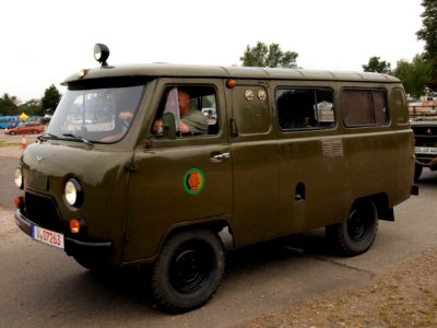 UAZ-452 Bukhanka pic2