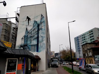Mural tancząc na linach