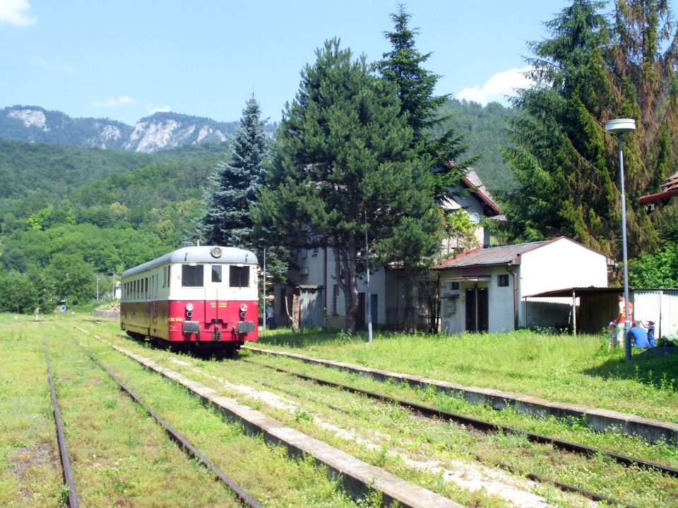 Muran train station M282
