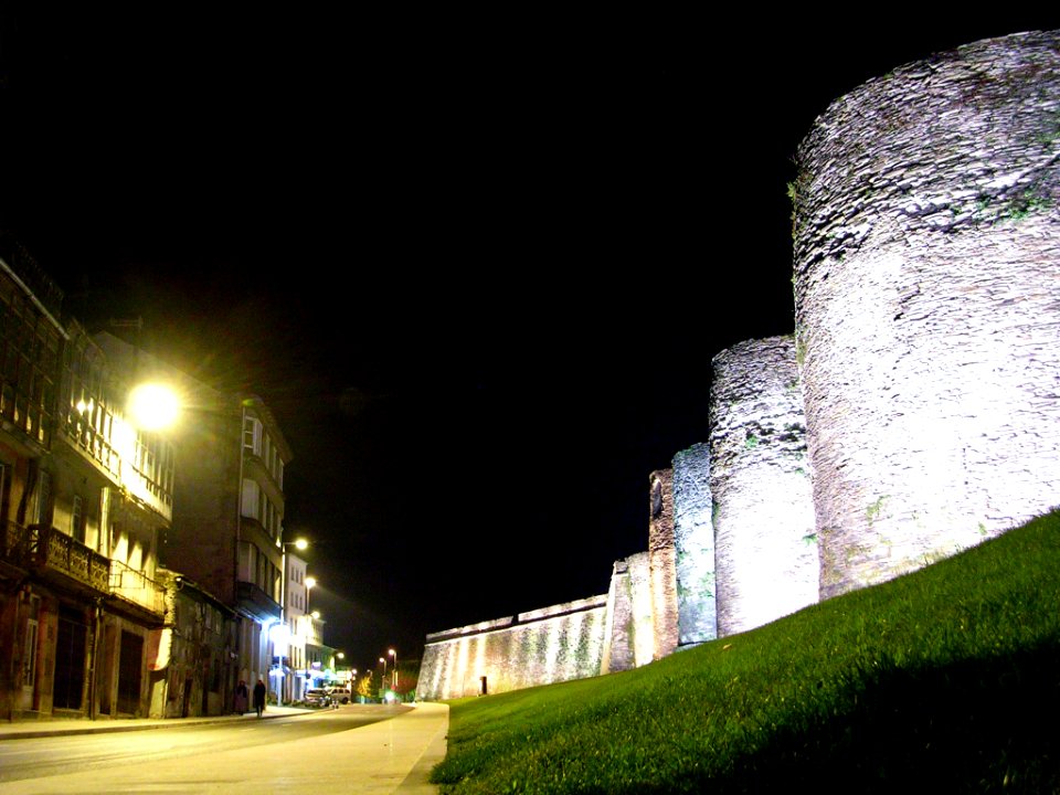 Muralla romana ciudad de lugo