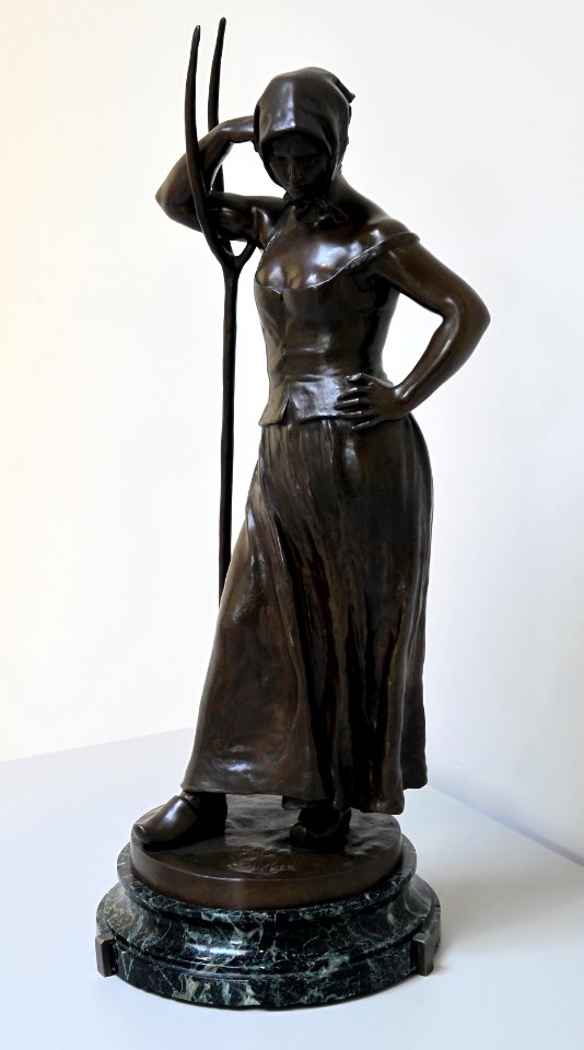 Musée Camille Claudel 08092019 Alfred Boucher La Faneuse ou Aux Champs 1897 7781