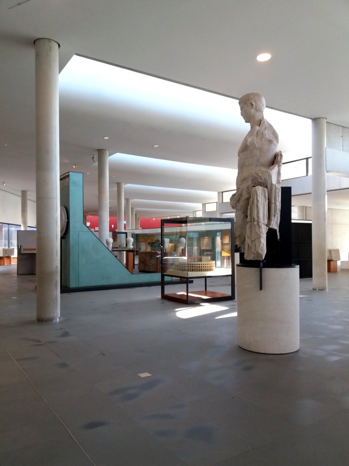 Musée départemental Arles antique - Grande salle