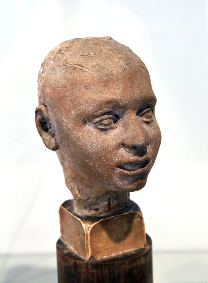 Musée Camille Claudel 08092019 Camille Claudel Tête de jeune fille au chignon ou Tête de rieuse 1 8490