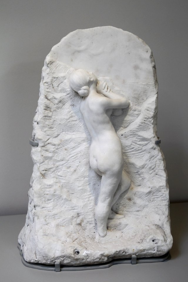 Musée Camille Claudel 08092019 Alfred Boucher Jeune Femme au chignon Marbre 7787