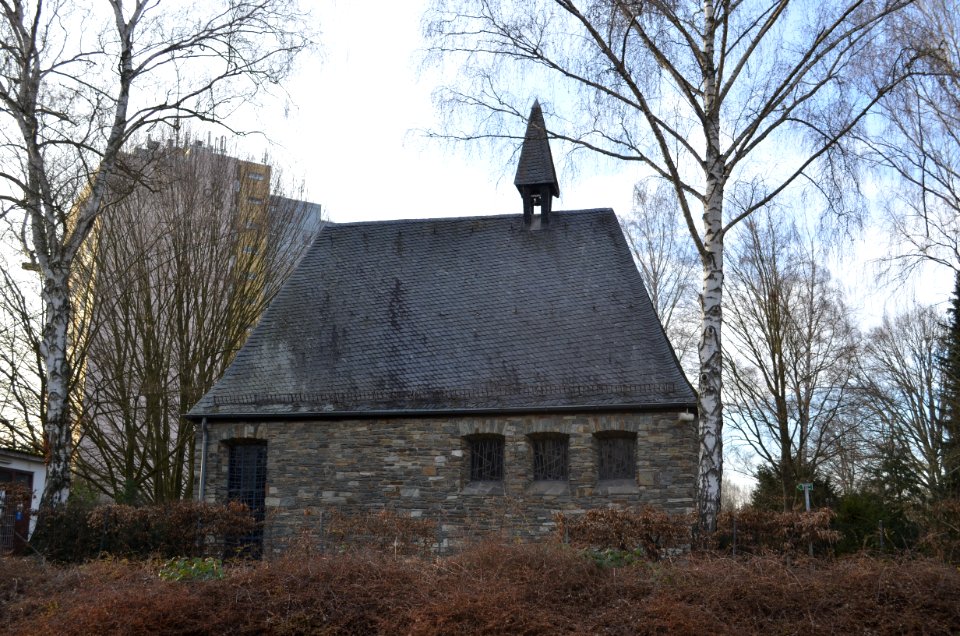Niederursel, Friedhof, neue Kapelle