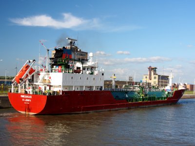 Omegagas - IMO 9177959, Berendrechtsluis pic2
