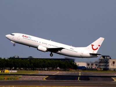 OM-DEX ArkeFly Boeing 737-46J - cn 28867 14july2013 pic2