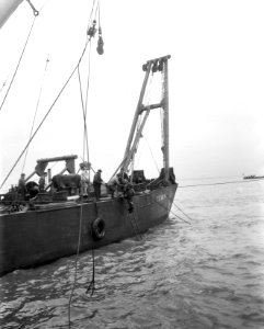 Onderzoekingen voor het bergen van de boot, Bestanddeelnr 909-3551