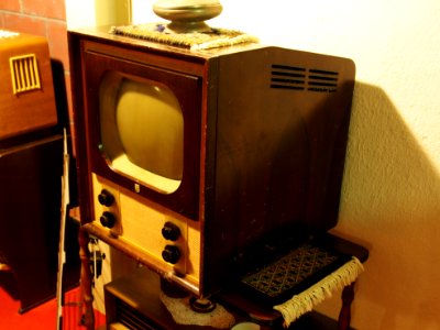 Old Philips television set, pic8