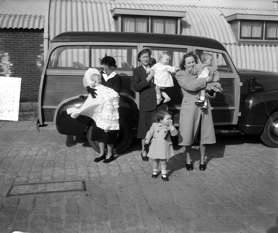 Onderzeedienst Rotterdam, doopplechtigheid kinderen, Bestanddeelnr 903-8635
